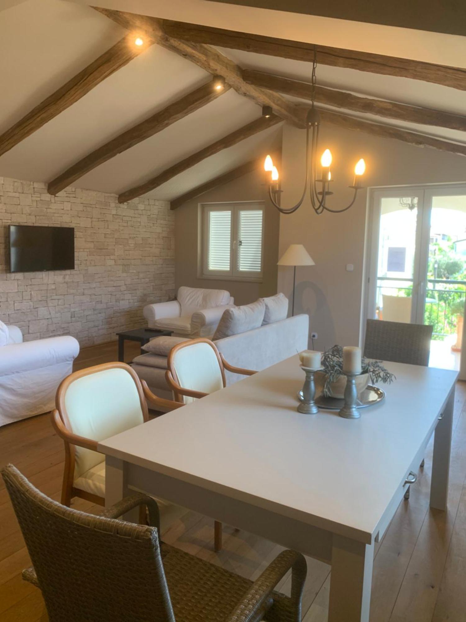 Dachgeschoss-Apartment "Andemi" In Istrien Новиград Екстериор снимка